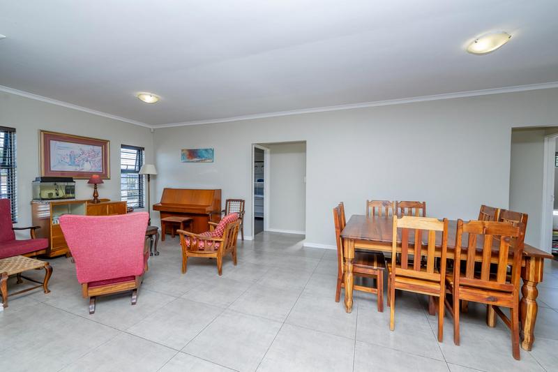 4 Bedroom Property for Sale in Viking Village Western Cape